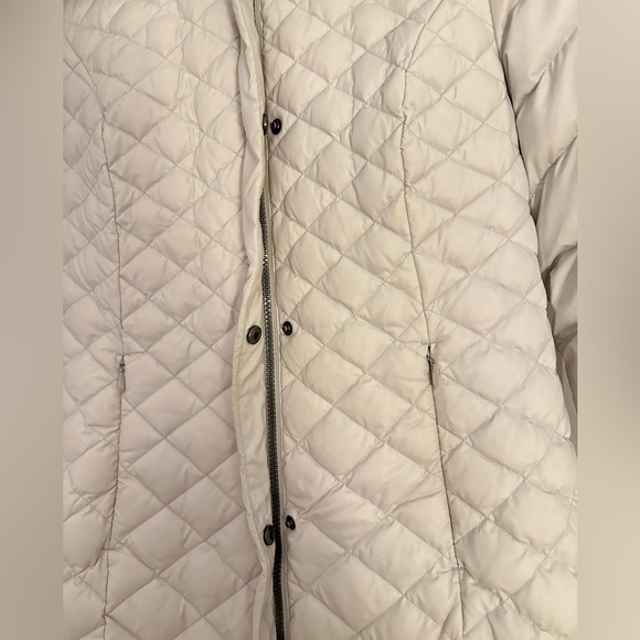 Eddie Bauer 2019 Alpendown Parka White Long Hooded Women's Size Small - Picture 7 of 16